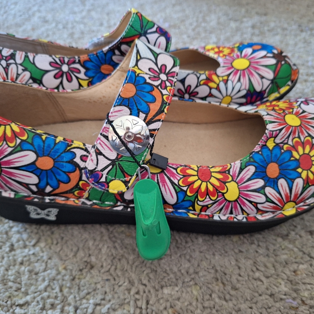 Alegria Floral Womens Dress Shoes - Picture 3 of 5